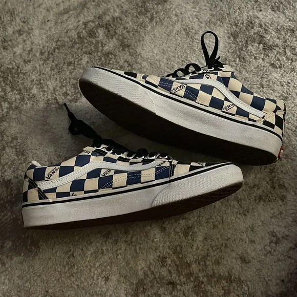 Vans Sneakers - Picture 4 of 6